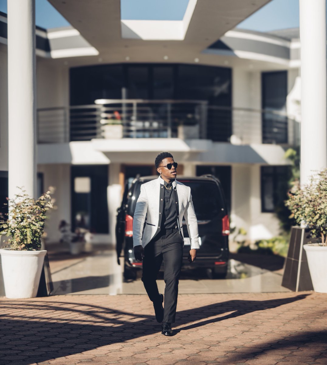 TouchlineTruth's tweet image. What did I miss? #HollywoodBetsDurbanJuly #DurbanJuly2025