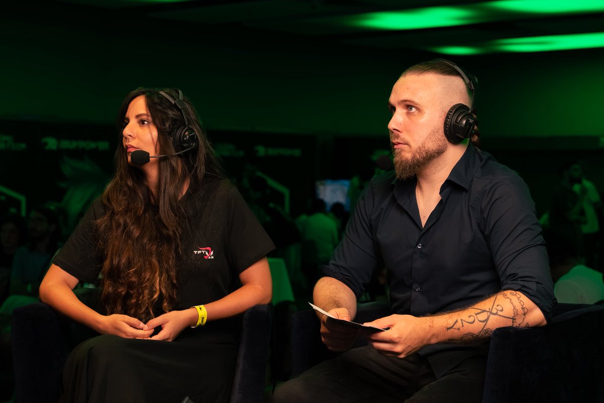 Así se está viviendo el primer Spanish Major de la historia 🔥

Sólo uno conseguirá la victoria y un ticket con todos los gastos pagados al Open de París 🏆

📺 twitch.tv/riotgameses

#TFTSpanishMajor