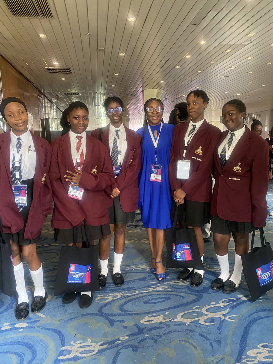 Ipupa Fadeyi tweet media