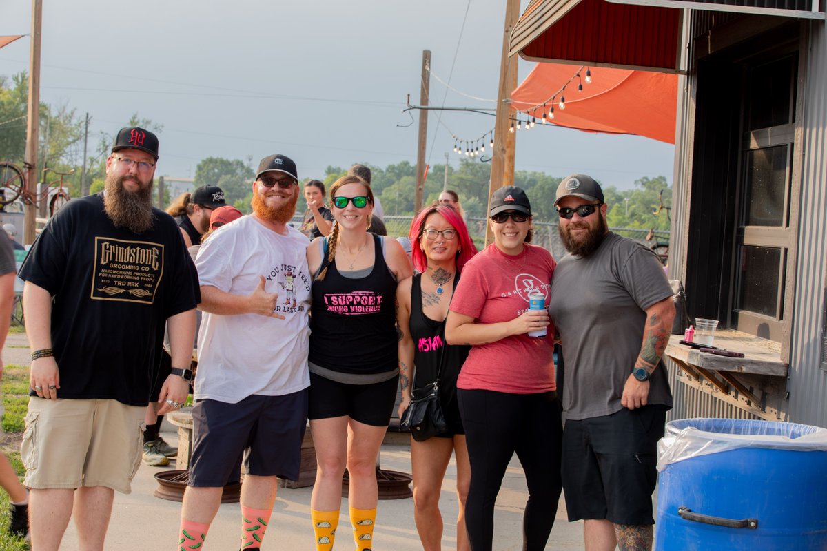 DesMoinesParks's tweet image. Call the babysitters, rally your friends, and play like kids again!☎️🏐🛝

Adult Recess is making it&apos;s return for one epic night of games, live music, and food and drink specials at Captain Roy&apos;s! 

Sign up for this free 21+ event at DSM.City/AdultRecess🎉