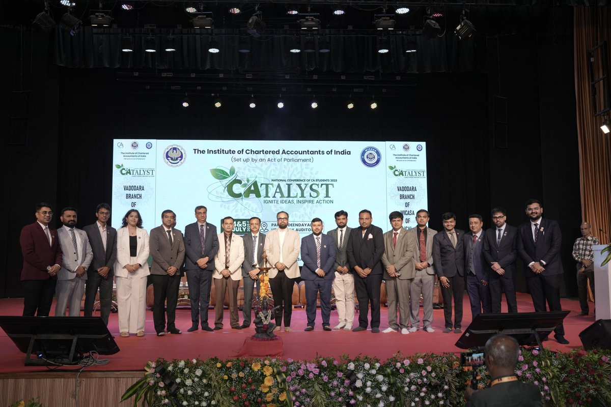 ruwatiaofficial's tweet photo. Over 1500 CA students gathered in Vadodara, Gujarat for an inspiring National Students’ Conference by ICAI!
Knowledge, networking & new energy filled the air!
A true celebration of the CA journey. 💼📚🔥
#ICAI #CAStudents #VadodaraConference #WICASA #FutureCAs https://t.co/QVFw2SHM6F