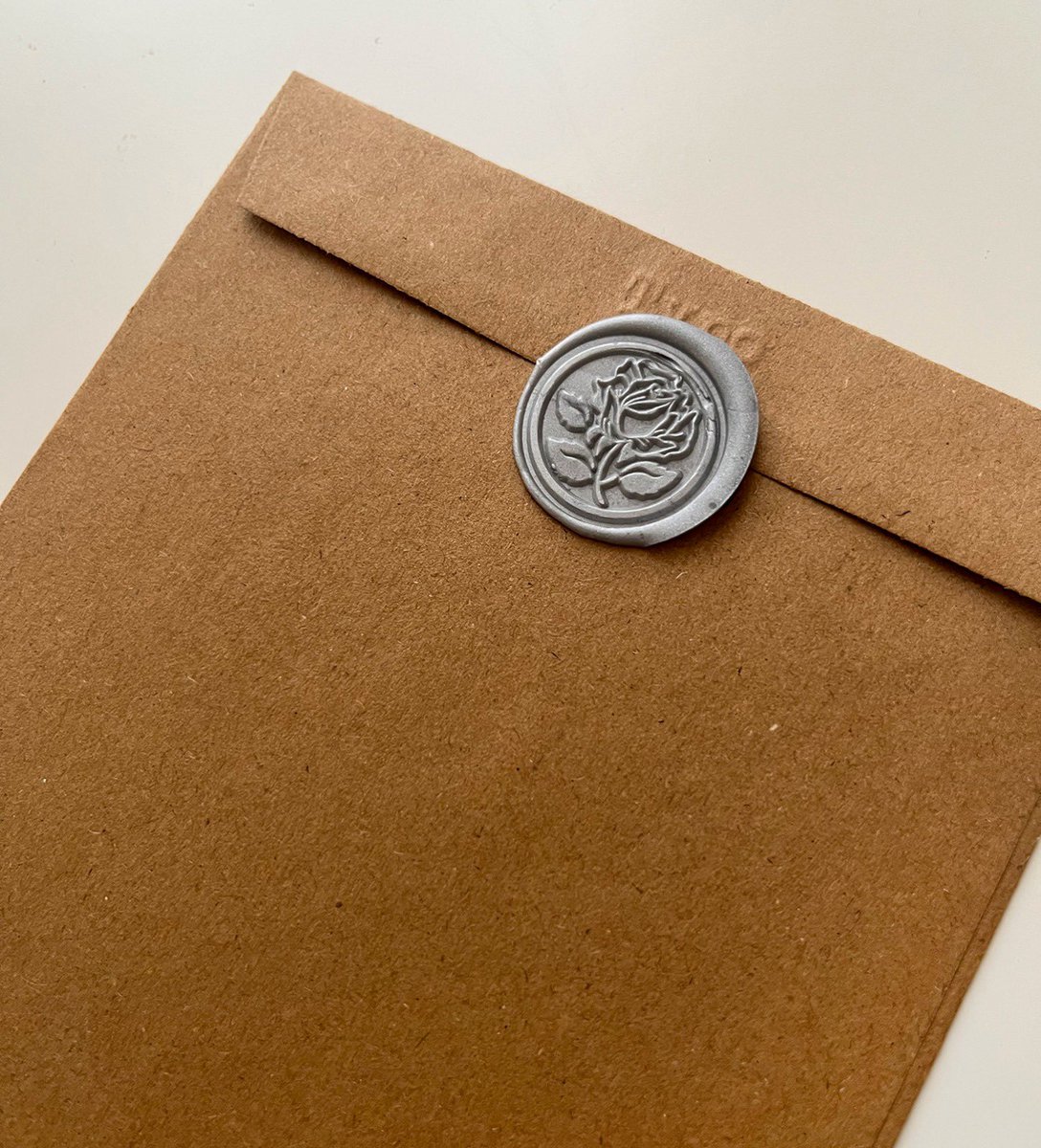 رِسالة كُتبت بِوافِر الحُب الذي في قلبي لهَا.