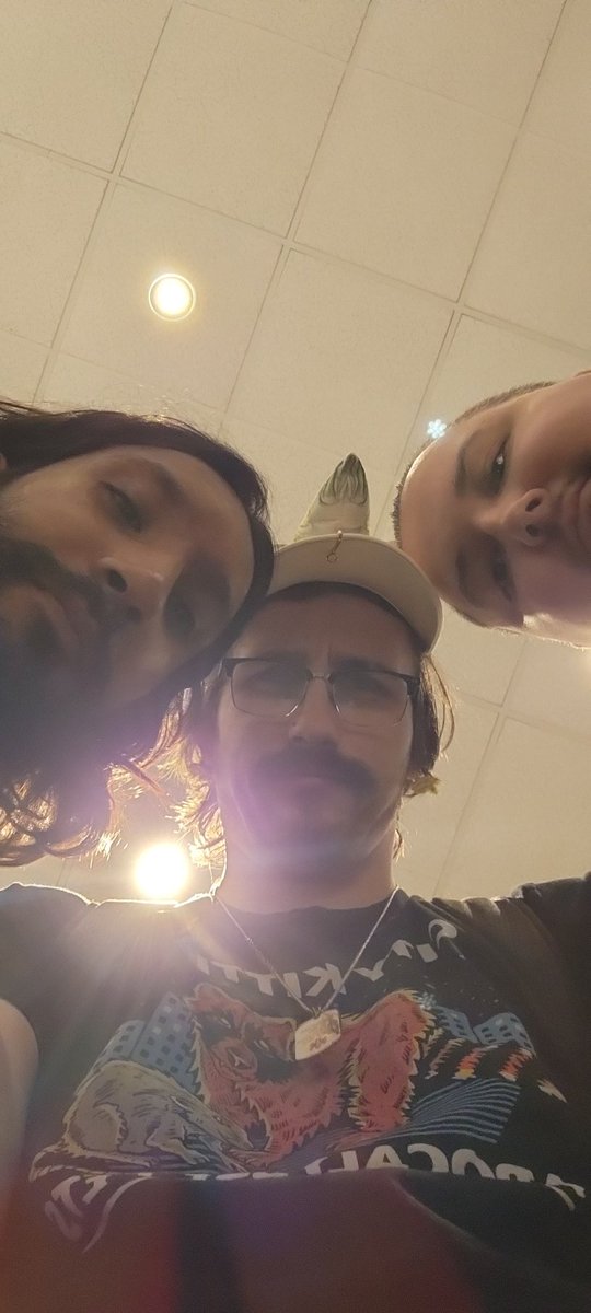 DreamsOfAshiok tweet media