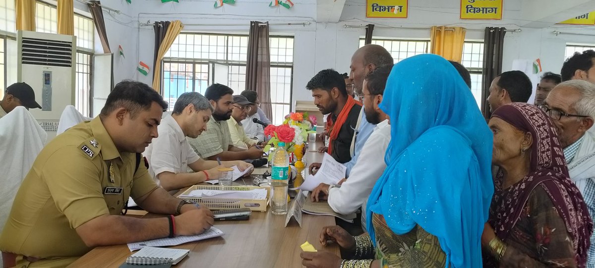 DM FATEHPUR (@dmfatehpur) on Twitter photo सम्पूर्ण समाधान दिवस तहसील खागा में आए जनसामान्य के प्रार्थना पत्रों को सुनकर उनकी समस्याओं के गुणवत्तापूर्ण व त्वरित निस्तारण हेतु संबंधित को आवश्यक दिशा निर्देश दिए।<a href="/CMOfficeUP/">CM Office, GoUP</a> <a href="/ChiefSecyUP/">Chief Secretary, GoUP</a> <a href="/UPGovt/">Government of UP</a> <a href="/InfoDeptUP/">Information and Public Relations Department, UP</a> <a href="/CommissionerPrg/">Commissioner Prayagraj</a> सम्पूर्ण समाधान दिवस तहसील खागा में आए जनसामान्य के प्रार्थना पत्रों को सुनकर उनकी समस्याओं के गुणवत्तापूर्ण व त्वरित निस्तारण हेतु संबंधित को आवश्यक दिशा निर्देश दिए।<a href="/CMOfficeUP/">CM Office, GoUP</a> <a href="/ChiefSecyUP/">Chief Secretary, GoUP</a> <a href="/UPGovt/">Government of UP</a> <a href="/InfoDeptUP/">Information and Public Relations Department, UP</a> <a href="/CommissionerPrg/">Commissioner Prayagraj</a>