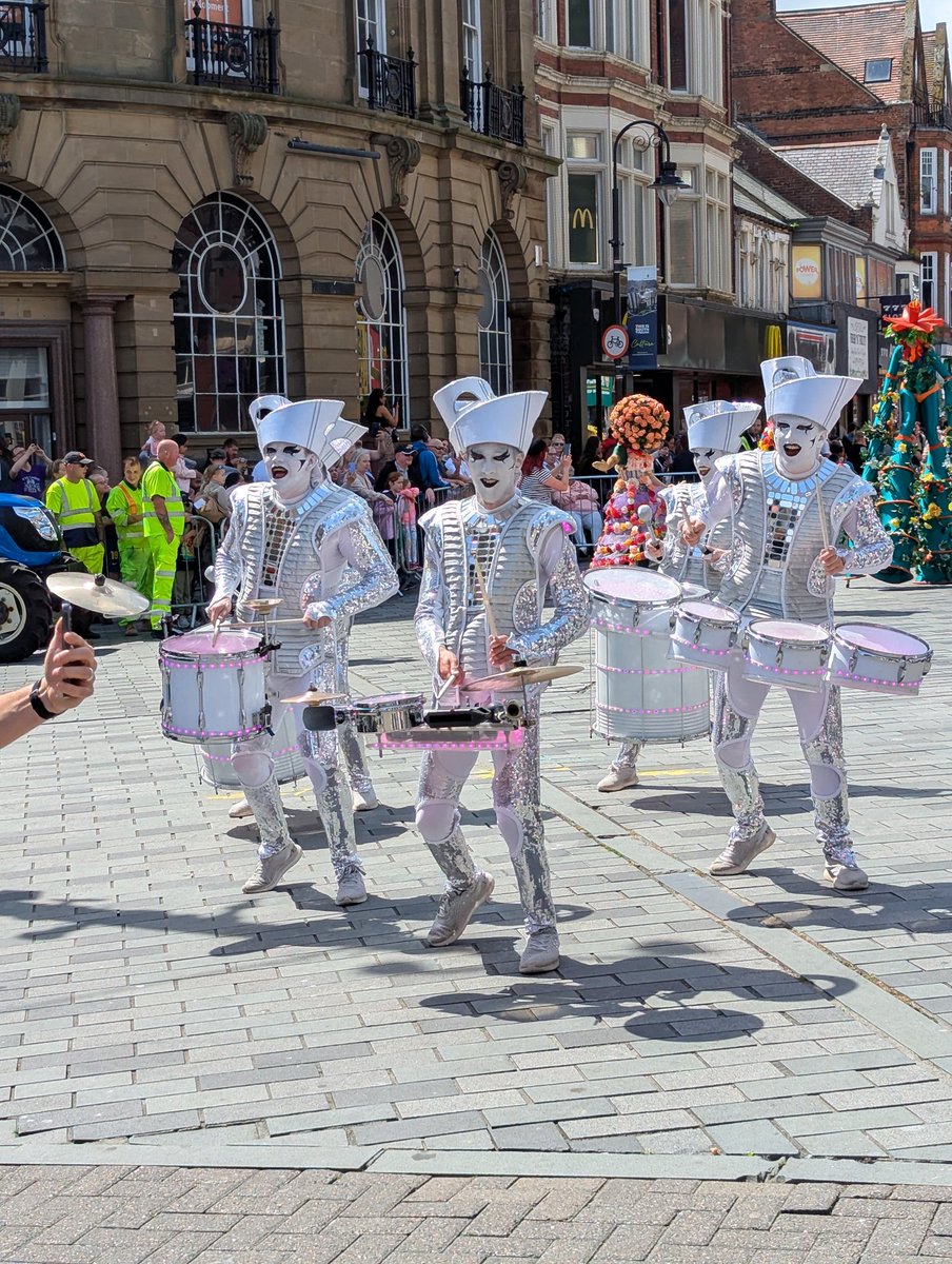 andreac1968's tweet image. Fabulous day watching the parade in South Shields @STynesideEvents #SummerParade