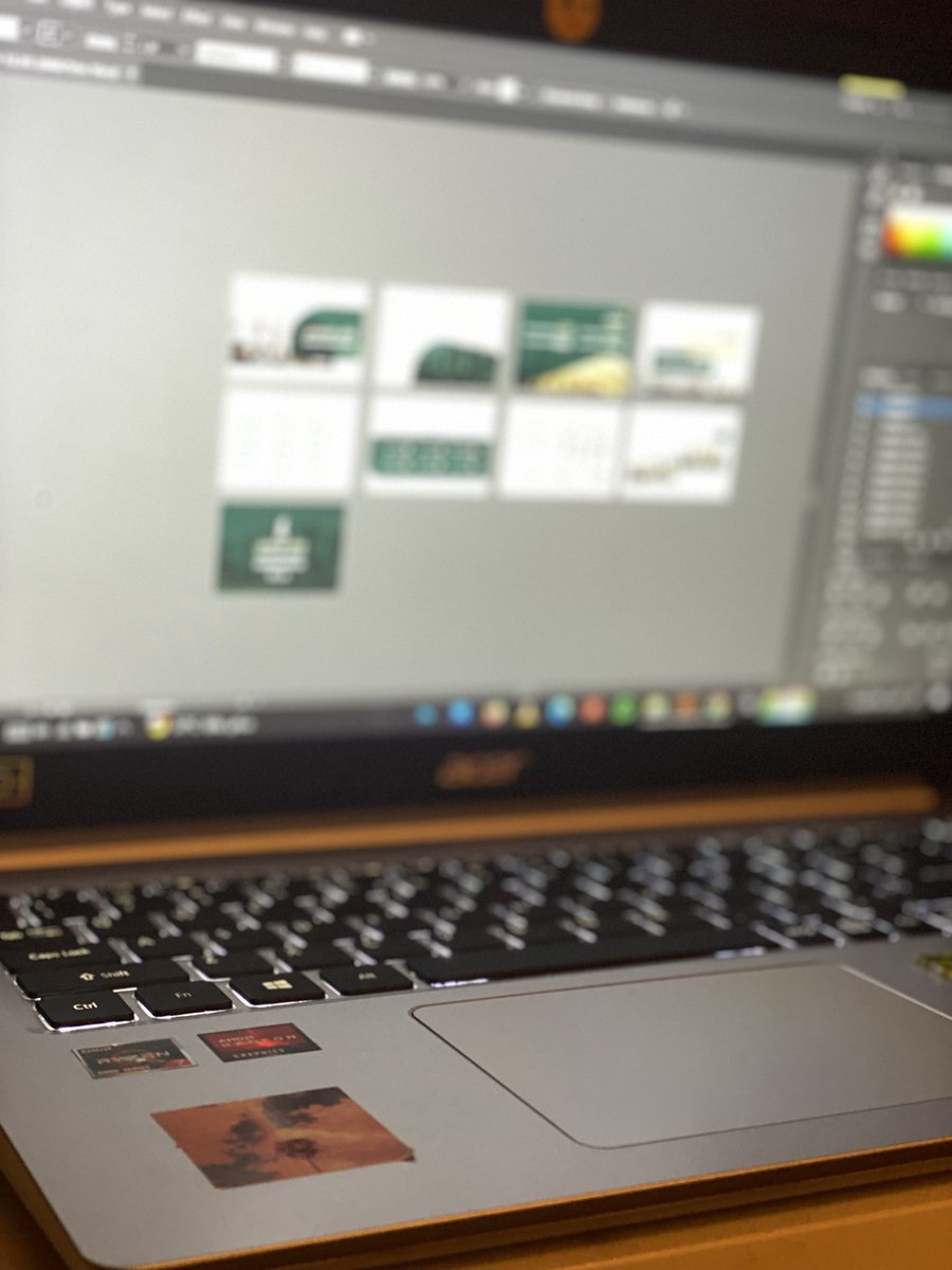 meshamr92's tweet image. عمل جديد قادم بإذن الله 🤩

تصميم ملف تعريفي
 لمشروع عقاري 🏗️