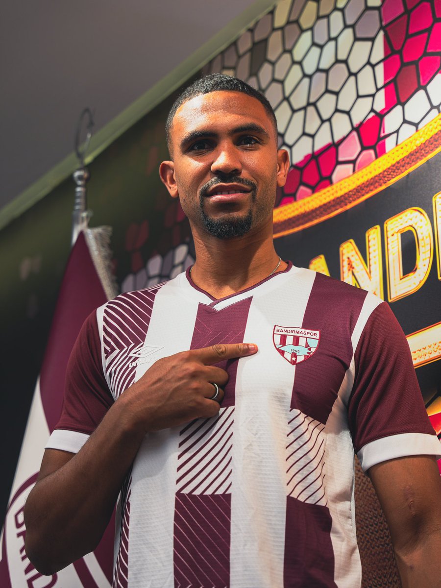 HOŞ GELDİN CÉDRİC HOUNTONDJİ!

✍🏻 Profesyonel futbolcu Cédric Hountondji ile 2 yıllık anlaşma imzalanmışır.

🎂 19 Ocak 1994
📍 Stoper
🌎 Benin 🇧🇯
📌Rennes B, Rennes, LB Châteauroux, AJ Auxerre, Ajaccio, New York, Levski Sofia, Clermont, Angers