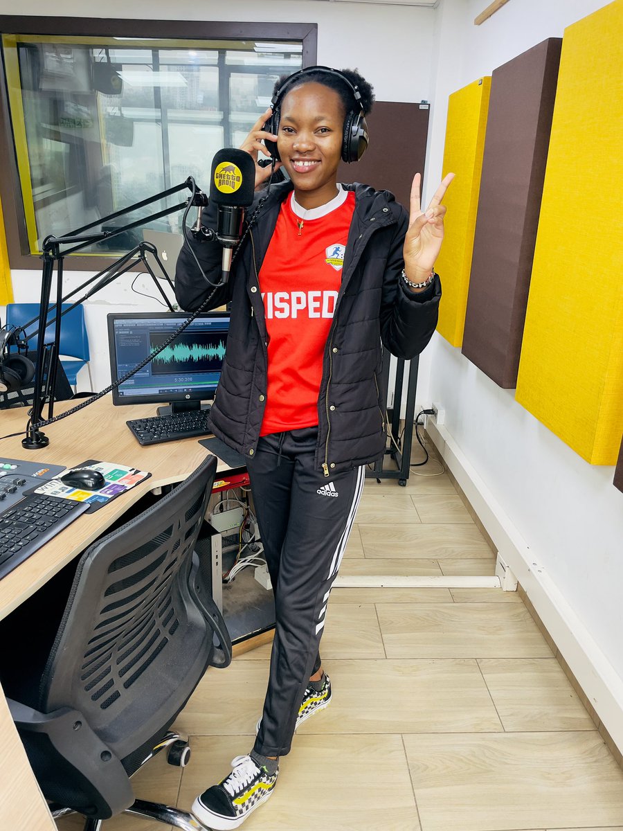 Lets talk sports and Some good reggae music kama kawa 💯🔥🔥🔥🔥. Show ni #Offside na <a href="/Curtiswakijeey/">Mohamed Kariuki</a>  na I and I <a href="/KairetuKene001/">Double K</a>  na <a href="/mojezzkabro/">Mojezz</a>