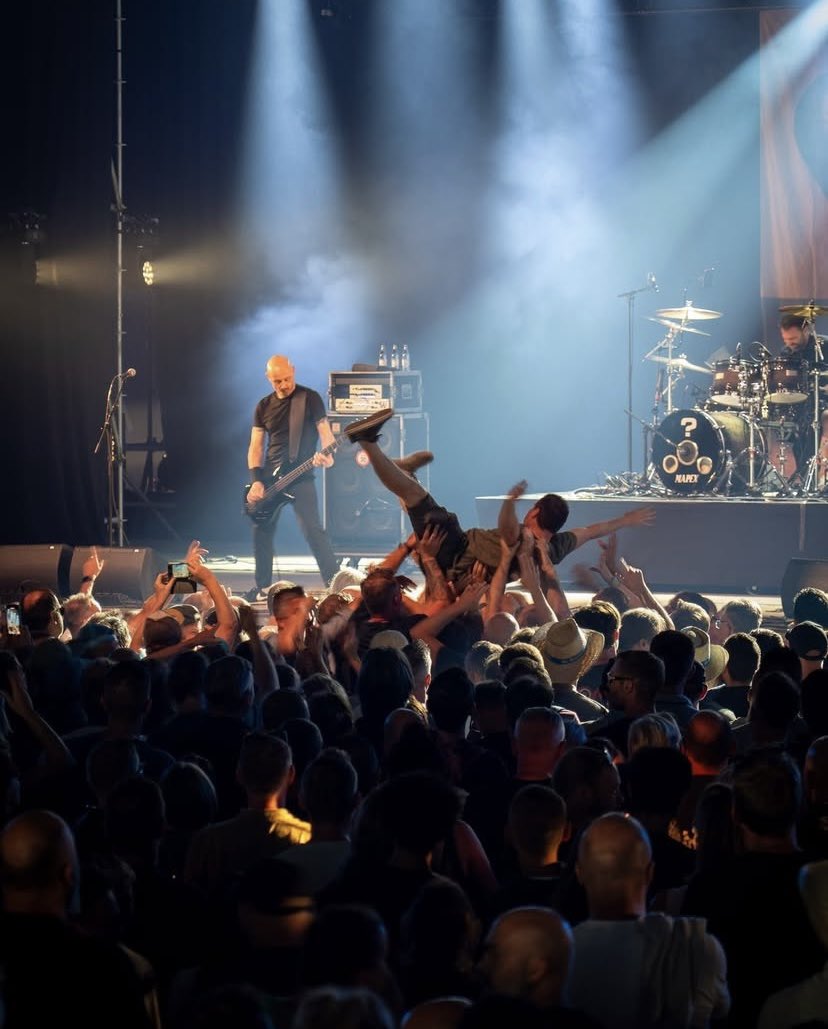 Brilliant night at Moen Feest, was a ton of fun to see all our friends again! 

Fantastic energy in the crowd, respect to you folks!