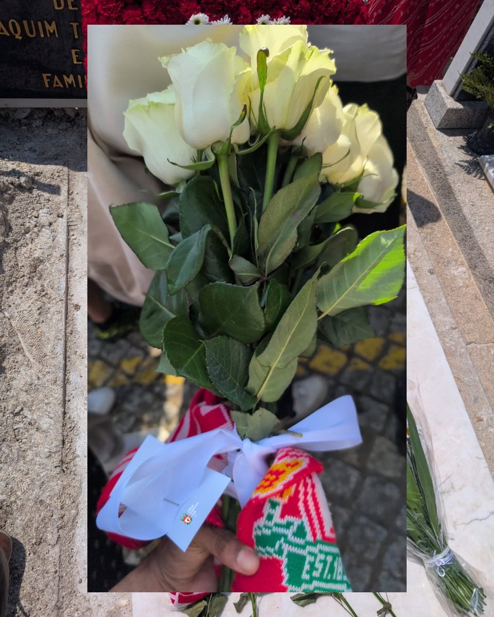 LFCGoa's tweet image. Honouring the legacy of Diogo Jota and his brother. Glad one of us made it. A solemn moment as we bid farewell to Diogo. Our no 20 Forever ❤️🇵🇹🕊️ #YNWA