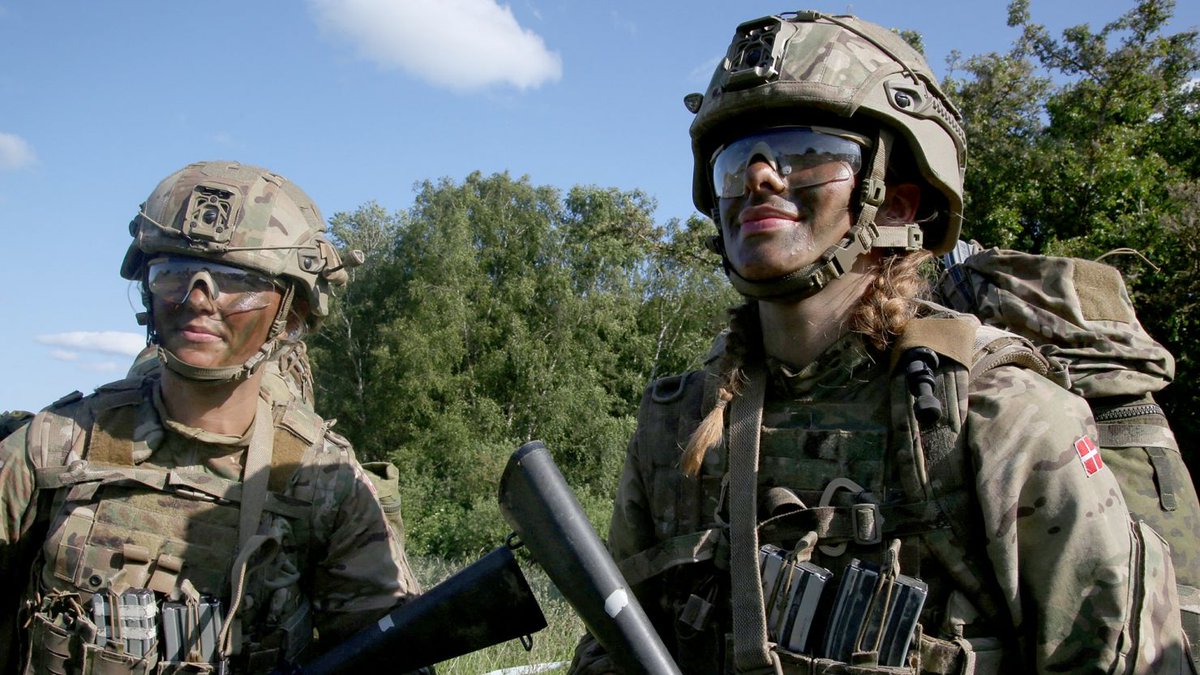 🇩🇰🇷🇺Les pays nordiques se préparent de plus en plus à une confrontation.

Leurs sociétés sont largement sensibilisées au risque de guerre en Mer Baltique face à la Russie. Danemark, Suède, Norvège, Finlande, la pression monte de plus en plus.

L'Europe doit les suivre et vite !