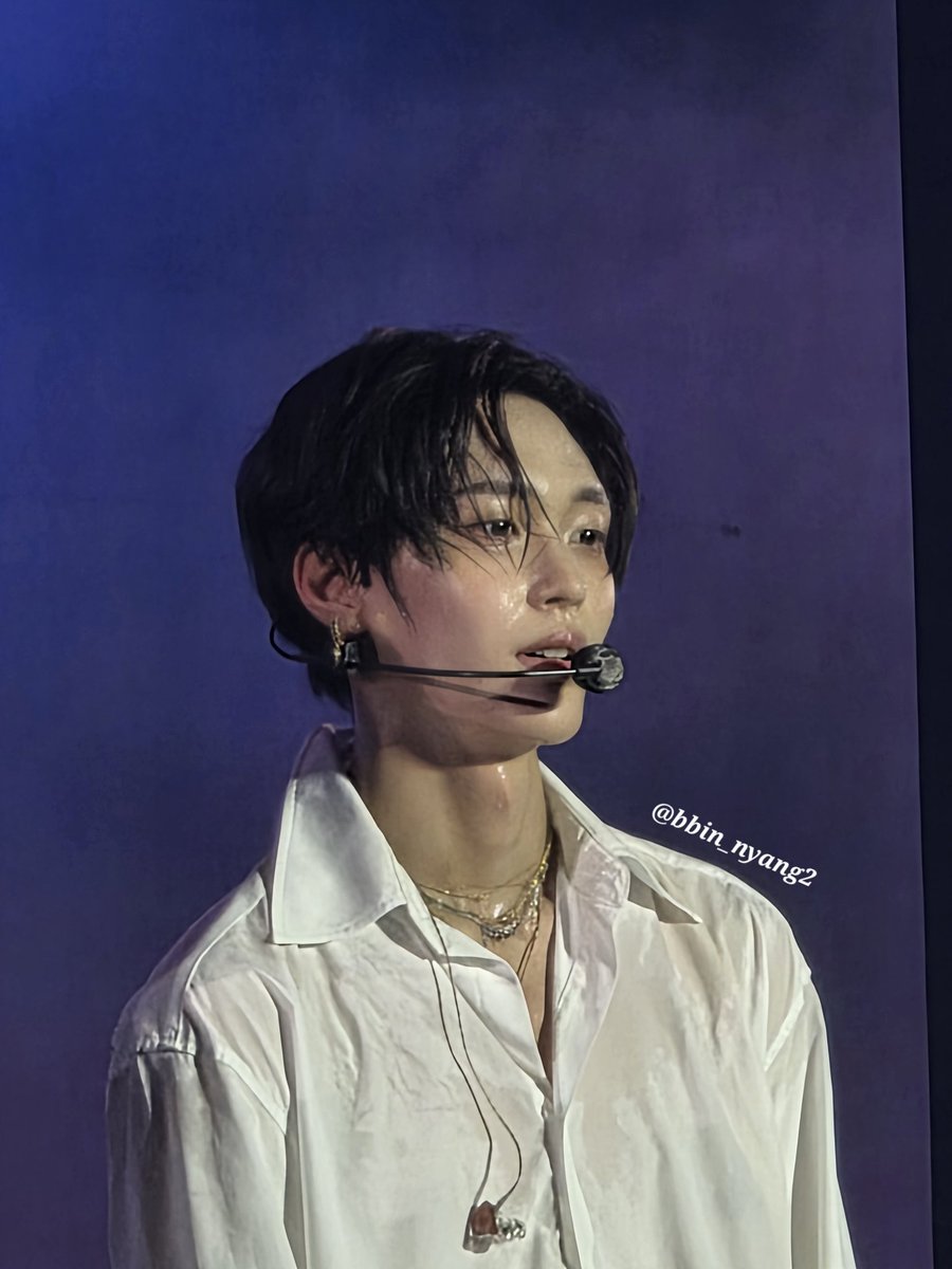 250705 RIIZING LOUD IN SEOUL 중콘
진짜 미친 용안이세요
#원빈 #RIIZE #RIIZINGLOUD_IN_SEOUL