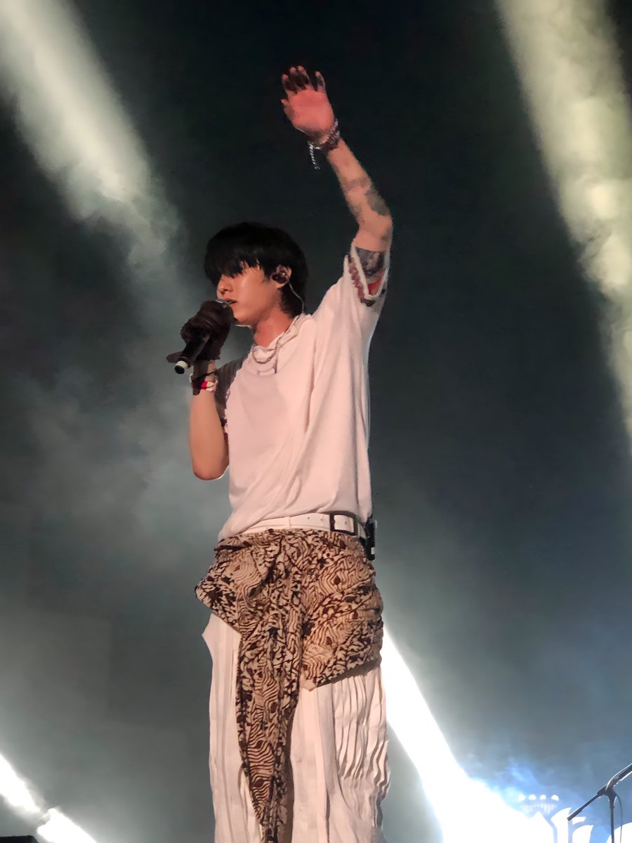 sungeaj's tweet image. i was enchanted to meet you #eaj1 #eaj1ep #canwejustpause