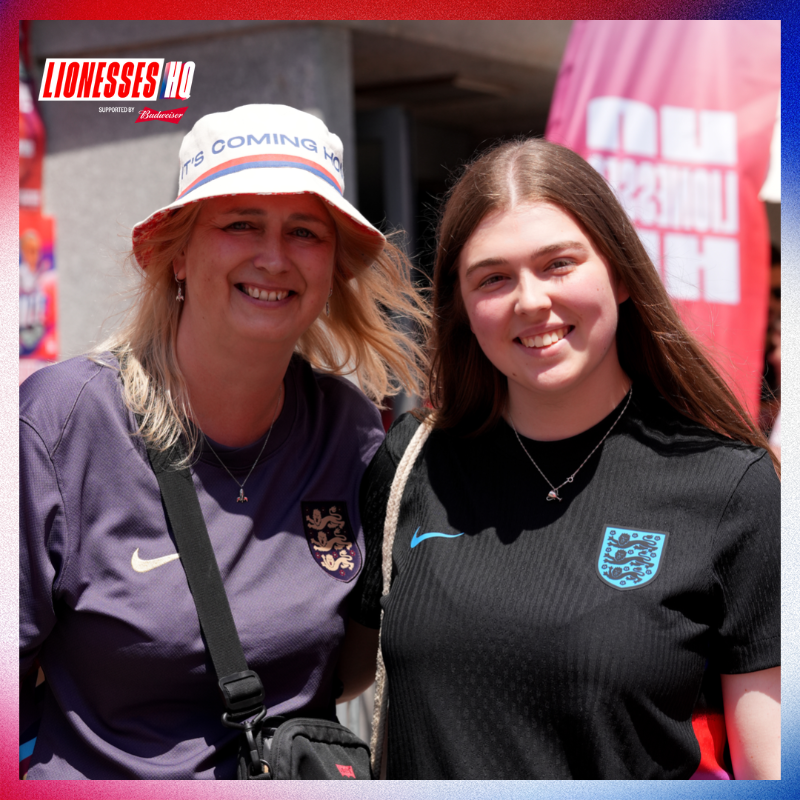 Lionesses's tweet photo. What an atmosphere! 🙌

Lionesses HQ - supported by @BudweiserUK - is in full-flow in Zürich! 😍