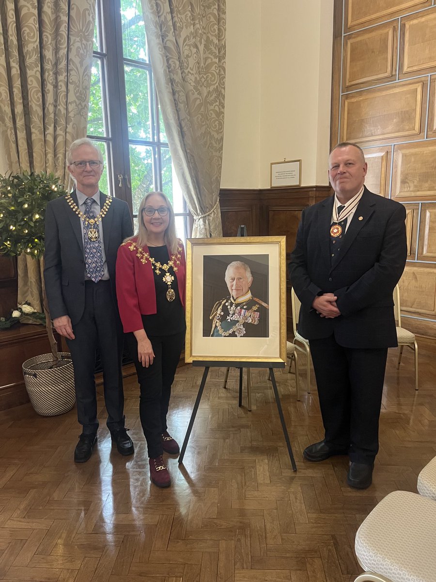 Jane_Brophy's tweet image. Honoured to do another British Citizenship Ceremony at Sale Town Hall today with people from China, Germany, Hong Kong , India, Ireland, Pakistan, Philippines, Spain, Sri Lanka, United States and Zimbabwe. #SaleTown @TraffordCouncil