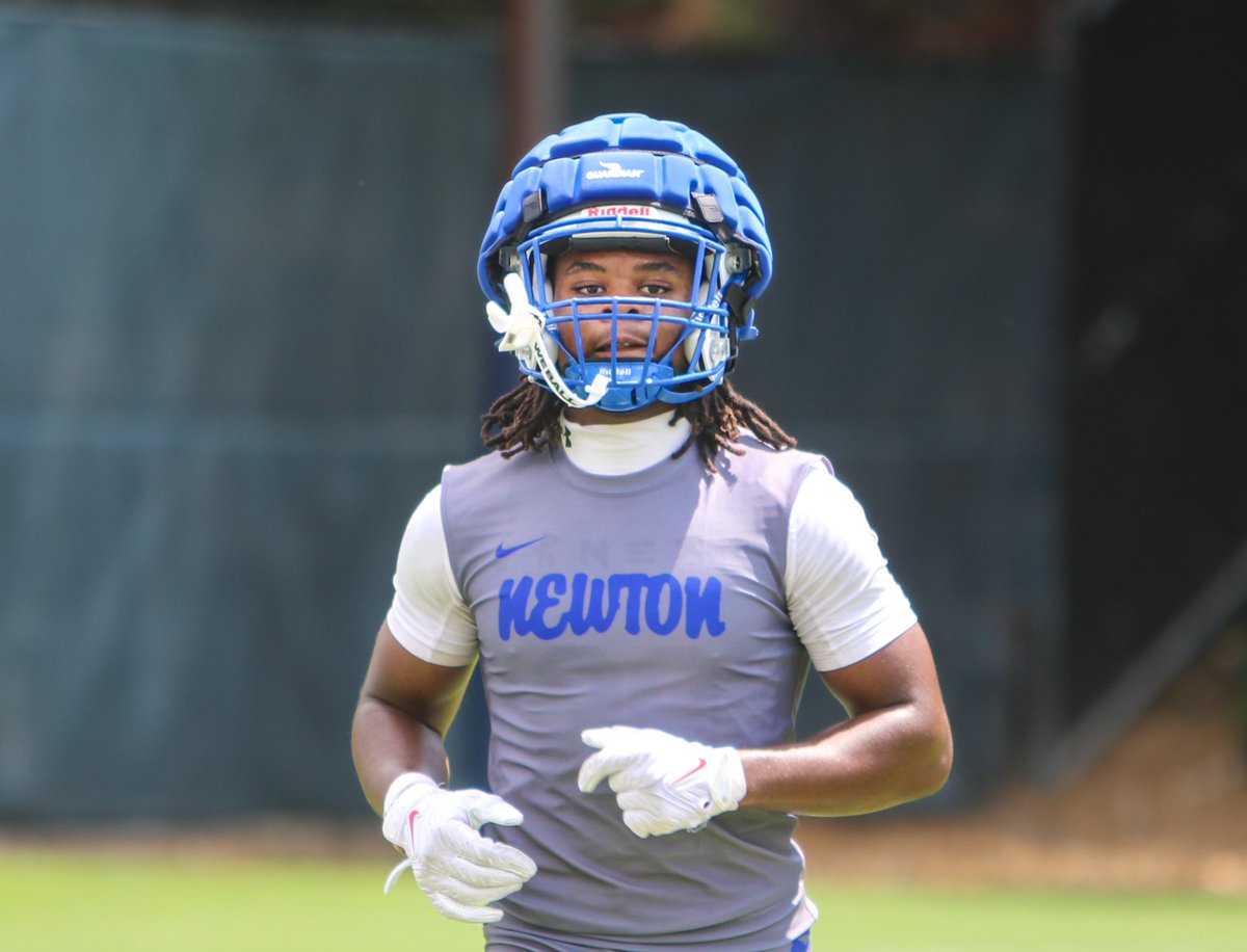 2028 Covington (Ga.) Newton RB Kevin Hartsfield holds a long list of early offers. Georgia is among them. The Bulldogs already have the attention of the top 100 watchlist RB. #GoDawgs

Story: on3.com/teams/georgia-…