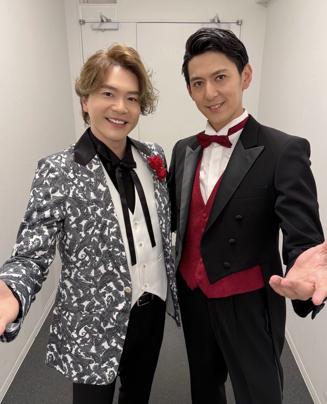 入手困難LE VELVETS TEATRO CLASICO メンバーサイン入り LE VELVETS on X: 