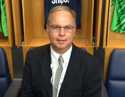 Paris 3.7.25 -Présent au congrès #Insideiard A noter l'info communiquée par Céline Callard, (Axa) La compagnie reçoit « entre 30 et 50 appels par semaine » liés à des situations de violence (garanties incluses dans les contrats  et destinées aux victimes de #ViolencesConjugales )