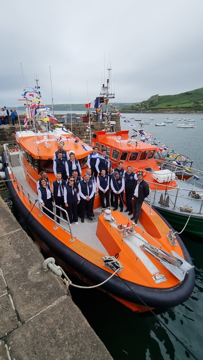 EDF Flamanville (@edfflamanville) on Twitter photo Bénédiction de la Mona Rigolet 2 <a href="/SauveteursenMer/">SNSM</a>
Une belle journée pour le territoire, pour souligner l'engagement des équipiers, tous bénévoles.
17m50 sur 5m27, 760 ch x 2 pour braver toutes les conditions, avec 40 h d'autonomie.
<a href="/RegionNormandie/">Région Normandie</a> <a href="/Prefecture50/">Préfet de la Manche 🇫🇷</a> Bénédiction de la Mona Rigolet 2 <a href="/SauveteursenMer/">SNSM</a>
Une belle journée pour le territoire, pour souligner l'engagement des équipiers, tous bénévoles.
17m50 sur 5m27, 760 ch x 2 pour braver toutes les conditions, avec 40 h d'autonomie.
<a href="/RegionNormandie/">Région Normandie</a> <a href="/Prefecture50/">Préfet de la Manche 🇫🇷</a>
