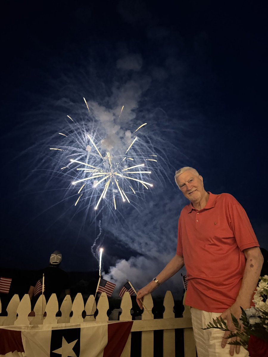 TomMcMillen611's tweet image. Beautiful night at @GreatMeadowVA celebrating the 4th of July. 🇺🇸🎆 #IndependenceDay #GreatMeadowFoundation #4thofJuly