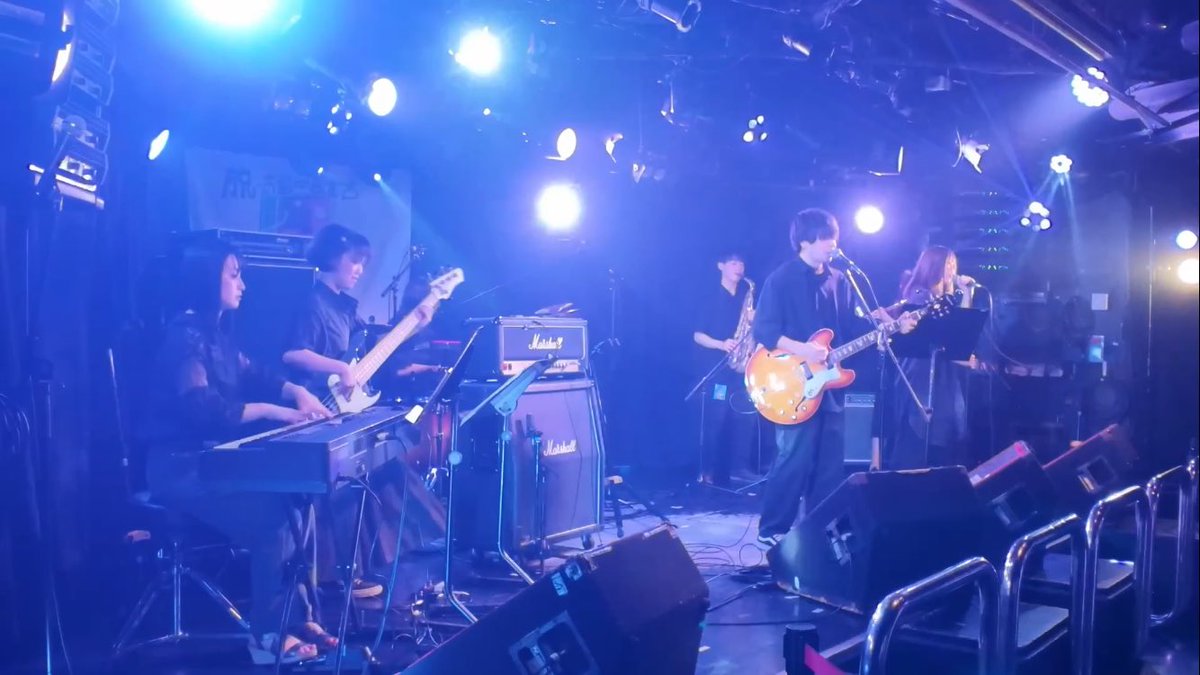 fushigi_f's tweet photo. 7/1のライブから『Aoiro』『Ho Oh』の映像を公開しました。

fushigi_fukashigi - Aoiro ~ Ho Oh (Live at shibuya eggman_20250701) https://t.co/gjpAxZAl5T 

#fushigi_fukashigi https://t.co/WIne4zbfnK