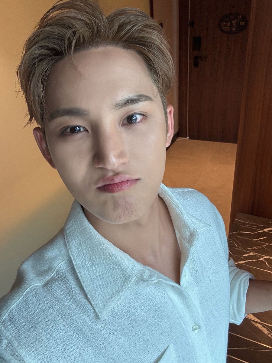 THANK GOD YOU'RE NOT A PHOTOCARD