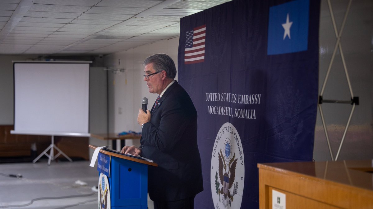 ACMogadishu's tweet image. Happy U.S. Independence Day! 🇺🇸 🤝🇸🇴 We were honored to celebrate this historic day by welcoming alumni of U.S. Embassy-supported exchange programs. We're proud to play a role in fostering mutual understanding and empowering the next generation of Somali leaders. #ACMogadishu