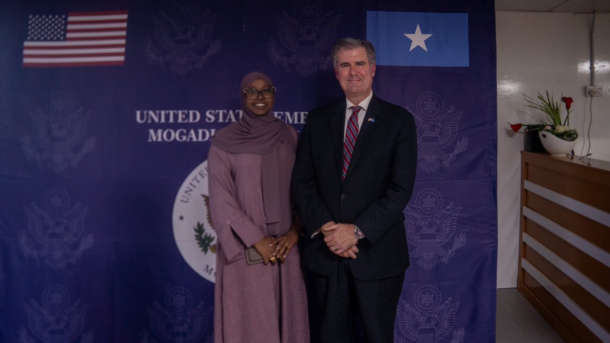 ACMogadishu's tweet image. Happy U.S. Independence Day! 🇺🇸 🤝🇸🇴 We were honored to celebrate this historic day by welcoming alumni of U.S. Embassy-supported exchange programs. We're proud to play a role in fostering mutual understanding and empowering the next generation of Somali leaders. #ACMogadishu