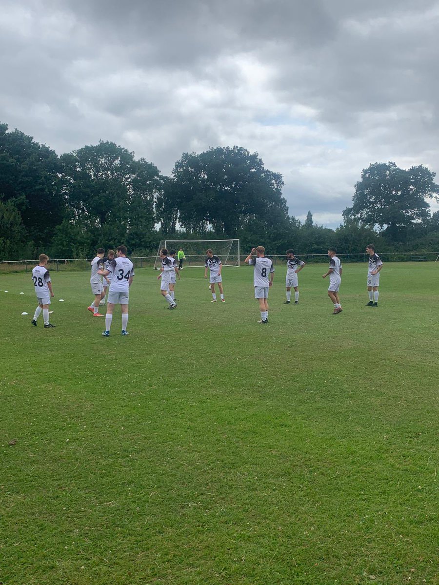 The lads are back on the pitch and ready for kick-off in our pre-season opener at Ellesmere Port this afternoon ⛰️