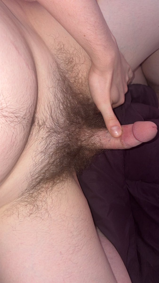 jakey824's tweet photo. I love my big stinky bush and hard smelly cock in the morning 🥴 come on bro just get in there and huff it 😳🐽 https://t.co/JYJxEOC5Gs