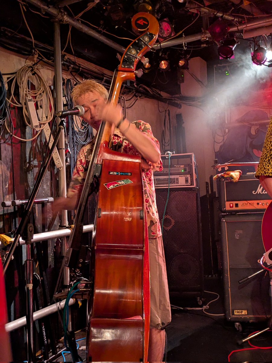 Bonny19840802's tweet image. ホブルディーズワンマン！
途中何度もウルッときたよ🥹
新旧&amp;amp;レア曲織り交ぜたこれぞワンマンなセトリ✩
最高でした😭😭😭
ホブルディーズが大好きで本当良かったな😌

#HOBBLEDEES