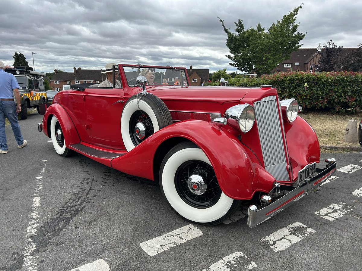 veedubhev's tweet image. As for this beauty! Wow, just Wow!! 😍 Turns out he knows my Dad, as local owner. Really nice to officially meet him today 😊