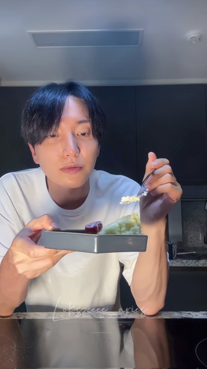 20250705 이특 유투브 라이브

🎂🍰

#SUPERJUINIOR #leeteuk #슈퍼주니어  #이특