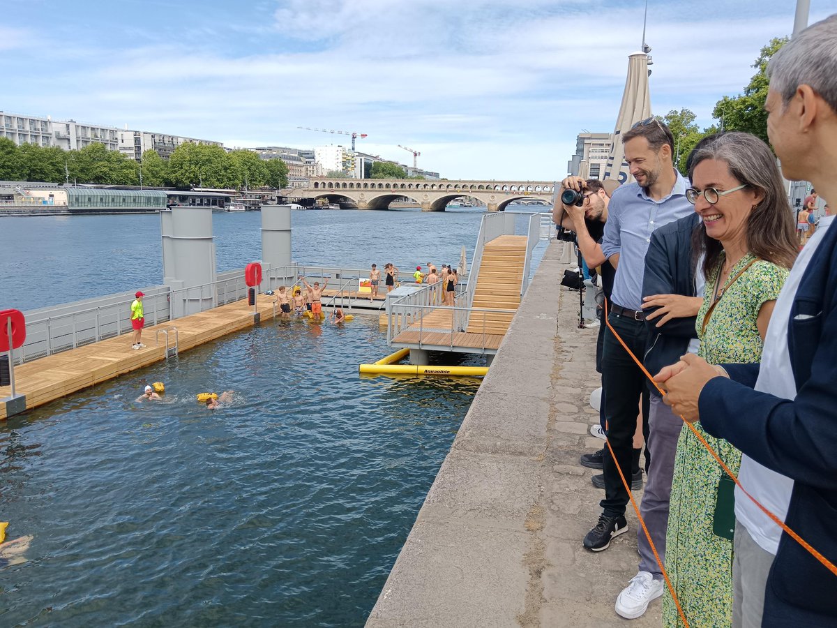 Aujourd'hui, la baignade dans la Seine est ouverte !

C'est une très belle nouvelle en ce début d'été, et c'est aussi l'illustration de ce travail immense que nous menons pour mieux partager la Seine, notre magnifique fleuve ! 🏊🏼‍♀️🩱🩲