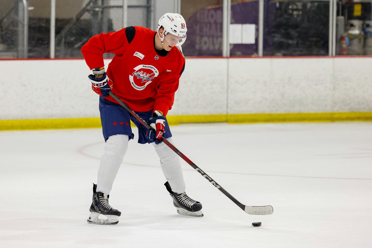 CapitalsPR's tweet image. CAPS TODAY: The Capitals conclude their 2025 Development Camp today with a 3-on-3 tournament at @MedStarIceplex. The rosters for today’s tournament can be found here: washca.ps/488bPvj