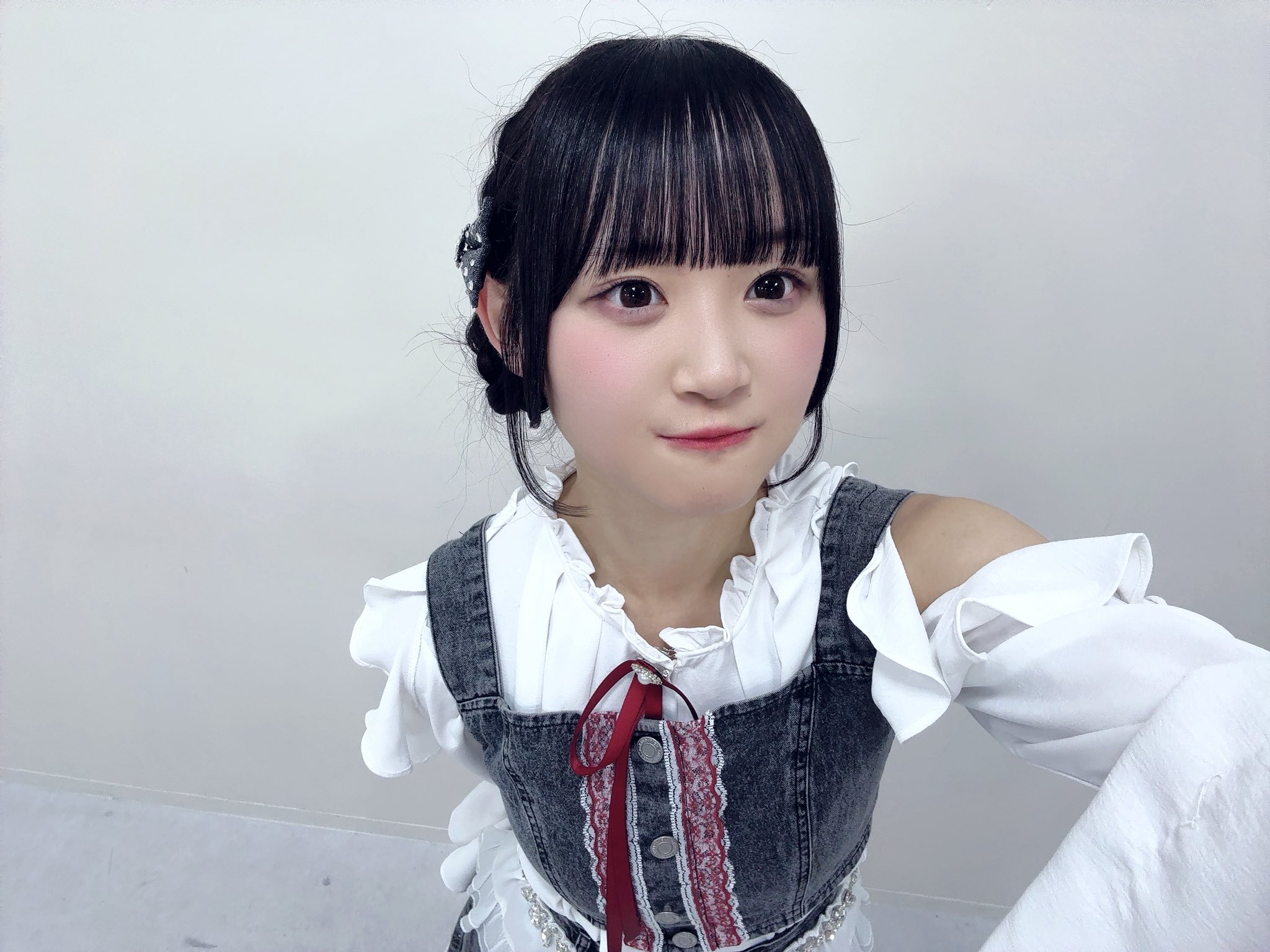 磯部瑠紅　サイン入りアクリルスタンド NGT48 × 日清のどん兵衛 NGT48 3期生 on X: 
