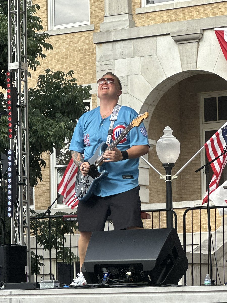 Erin Detherage tweet media