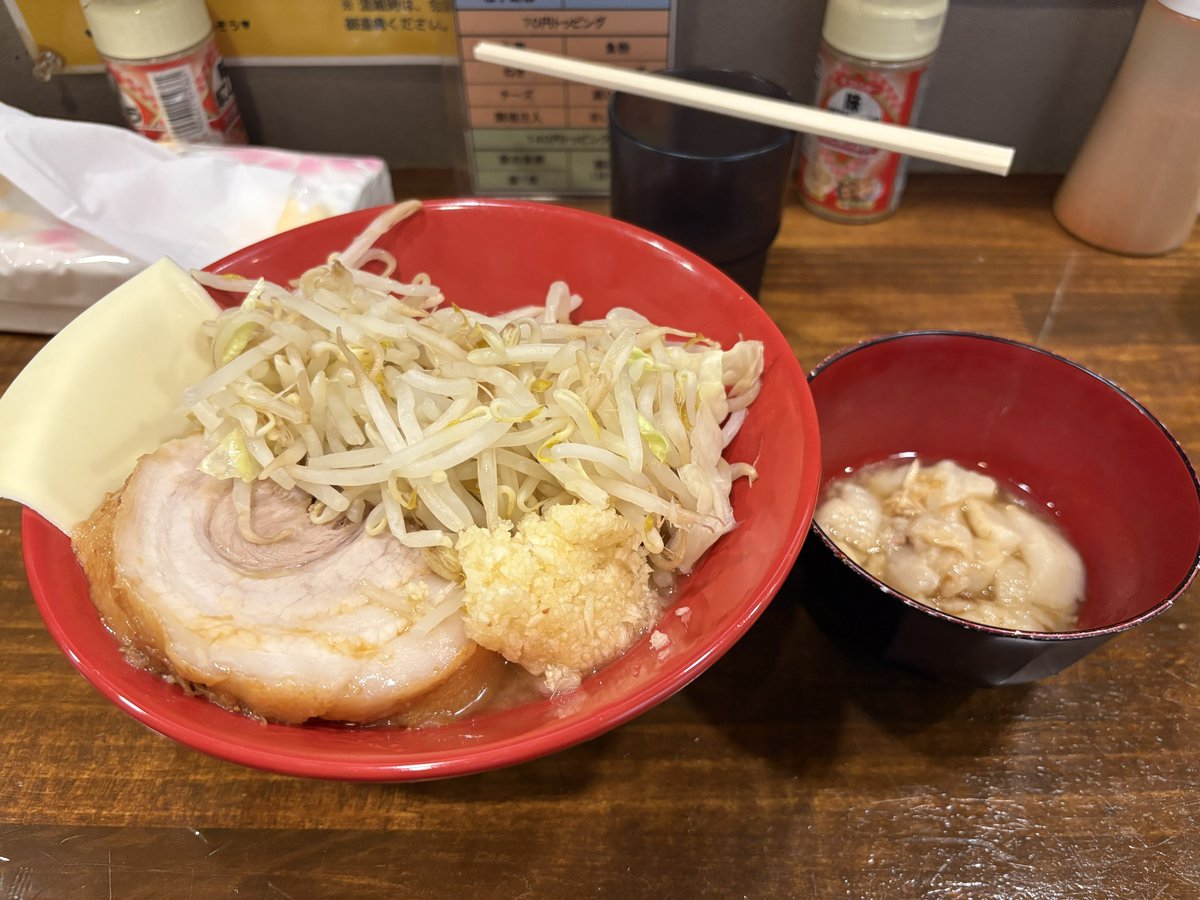 デキウス tweet media