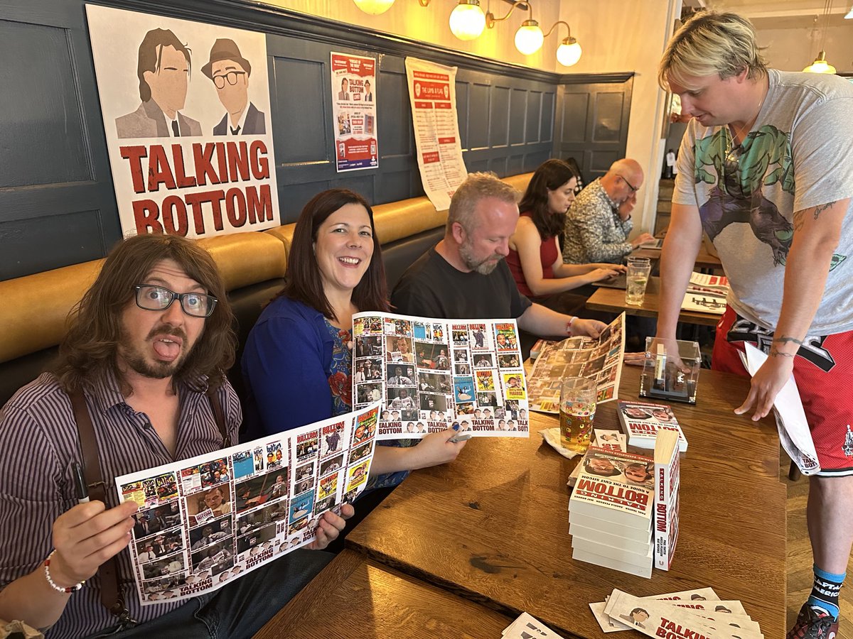 talkingbottom's tweet image. Thank you from the heart of our Bottoms to everyone who attended the Talking Bottom book launch and *all* the book backers who've supported us on this journey to publication. Meeting '20 or 30 of our close chums' was a genuine delight! Thanks to @HammersmithRam for hosting us!