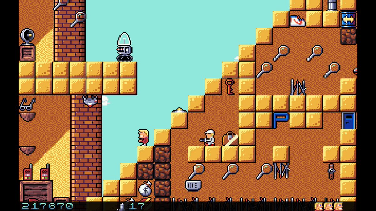 PixelsMil's tweet image. En estas vacaciones, entre baño y baño, le estaré dando caña a Death Stranding 2 y a Secret Agent HD. Así se las hasta uno.