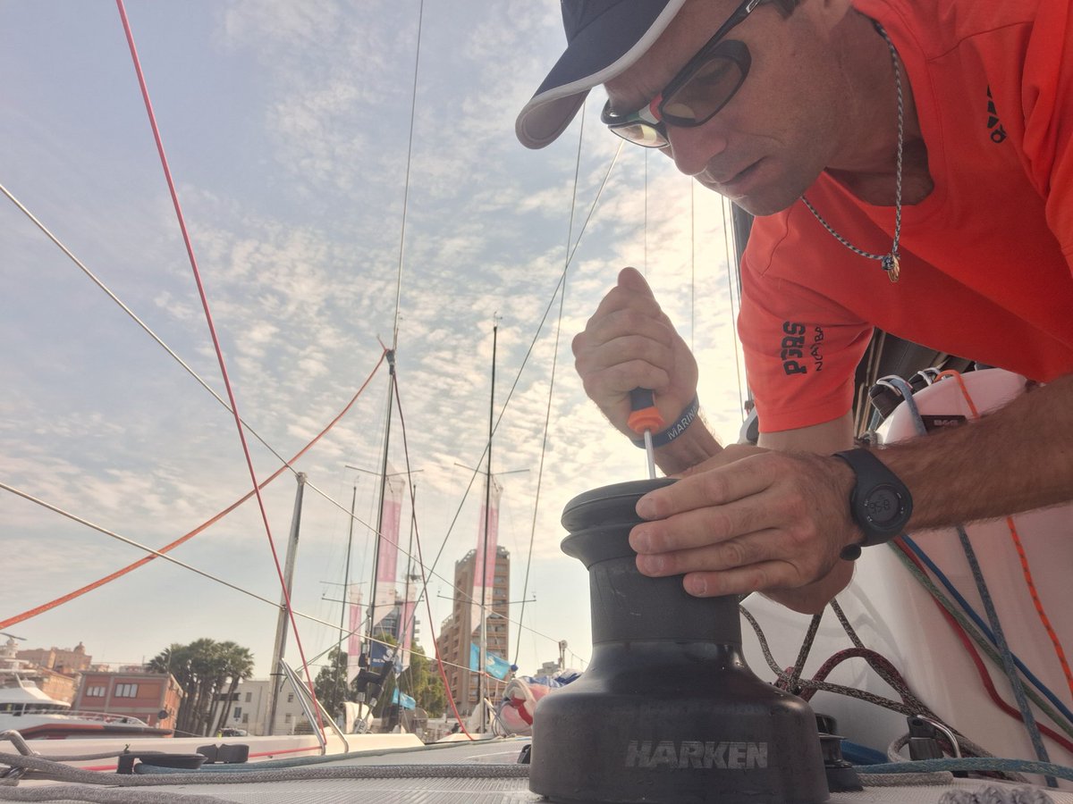 Leg Cagliari Maddalena in " mood" supporto per i magnifici Trani-Crivelli che agganciano un super podio <a href="/nastrorosatour/">Nastrorosatour</a>
Ora testa e cuore nel.set up, regate costiere e Last Leg MaddalenaGenova <a href="/ItalianNavy/">Marina Militare</a>