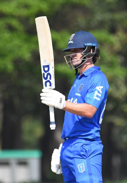 Italy's national cricket team are 4 games away from qualifying for next year's T20 World Cup. 🏏

Azzurri captain Joe Burns, the ex-Australia opener, reckons they've "got the team to get there". 🇮🇹

Guernsey, Jersey, Scotland and Netherlands await. More:

bbc.co.uk/sport/cricket/…