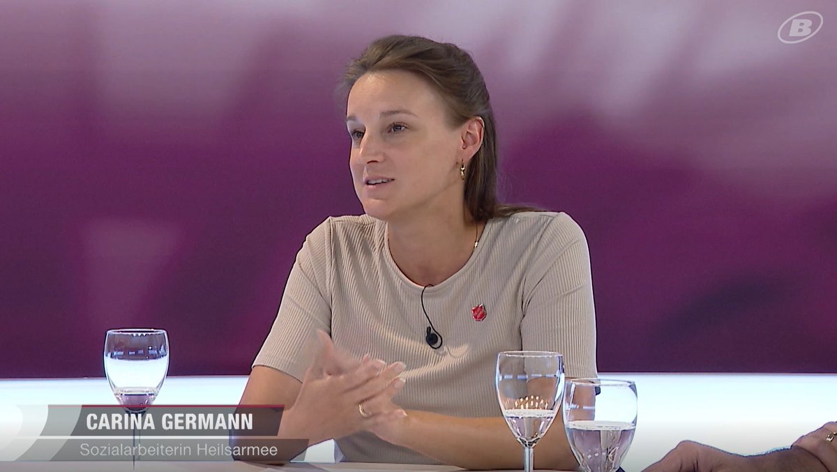 Ruedi Löffel (@ruediloeffel) on Twitter photo "Mehr praktische Hilfe, mehr Gewaltprävention, mehr Beratungsangebote sind nötig - namentlich für Prostituierte, die aussteigen möchten."
<a href="/SwissRedshield/">Heilsarmee Schweiz - Armée du Salut Suisse</a> #Prostitution #Menschenhandel #Ausbeutung #Gewalt #NordischesModell
web.telebielingue.ch/de/sendungen/k… "Mehr praktische Hilfe, mehr Gewaltprävention, mehr Beratungsangebote sind nötig - namentlich für Prostituierte, die aussteigen möchten."
<a href="/SwissRedshield/">Heilsarmee Schweiz - Armée du Salut Suisse</a> #Prostitution #Menschenhandel #Ausbeutung #Gewalt #NordischesModell
web.telebielingue.ch/de/sendungen/k…