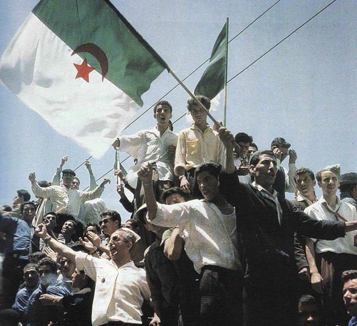 5جويلية 1962 /5جويلة2025
يوم مجيد سَطّرهُ الأحرار بمداد الشهادة والكرامة
ذكرى تُعلمنا أن الحرية لا تُمنح... بل تُنتزع.
نُحيي رجالًا ونساءً آمنوا بأن الجزائر تستحق الحياة... فماتوا لأجل أن نحيا نحن بكرامة. 
العهد باق والوفاء دليلنا المجد والخلود لشهدائنا 
#عيد_الاستقلال
#5_جويلية