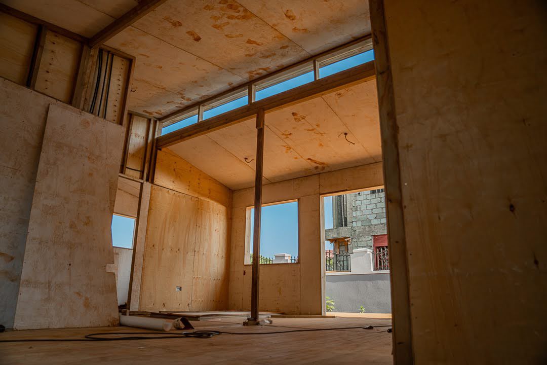CallMeKulubya's tweet image. What it takes to put a roof over the head.
1. Screws
2. Drills
3.Timber Frames
4. A great design
5. Contact : +256765505197