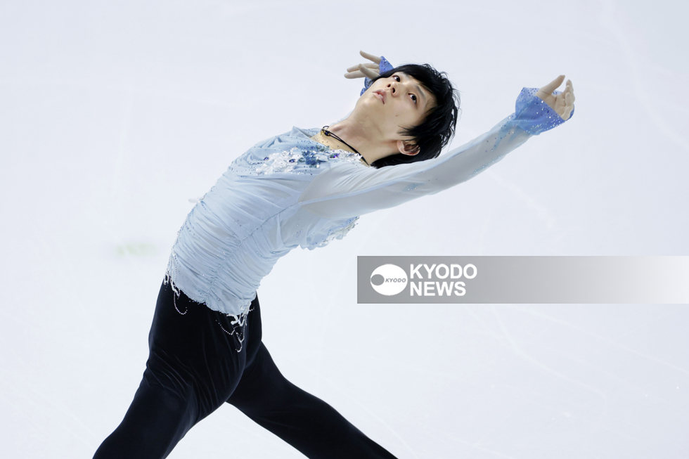 仙台市の屋内スポーツ施設「ゼビオアリーナ仙台」に通年型のスケートリンクが完成し、開館記念アイスショーに羽生結弦さんが出演しました（撮影・植田千晶）