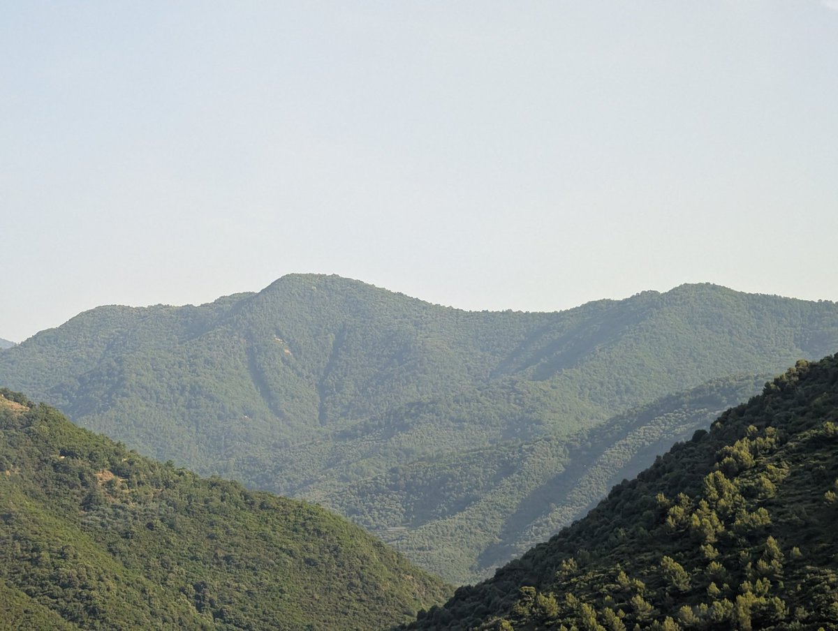 Just mountains doin mountain things 🇮🇹