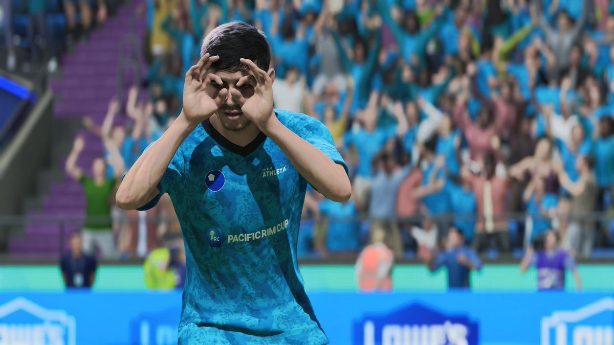 While playing, this celebration reminded me of our partner <a href="/JINS_PR/">JINS</a> 👓.
#pedri #glasses #jins #esports