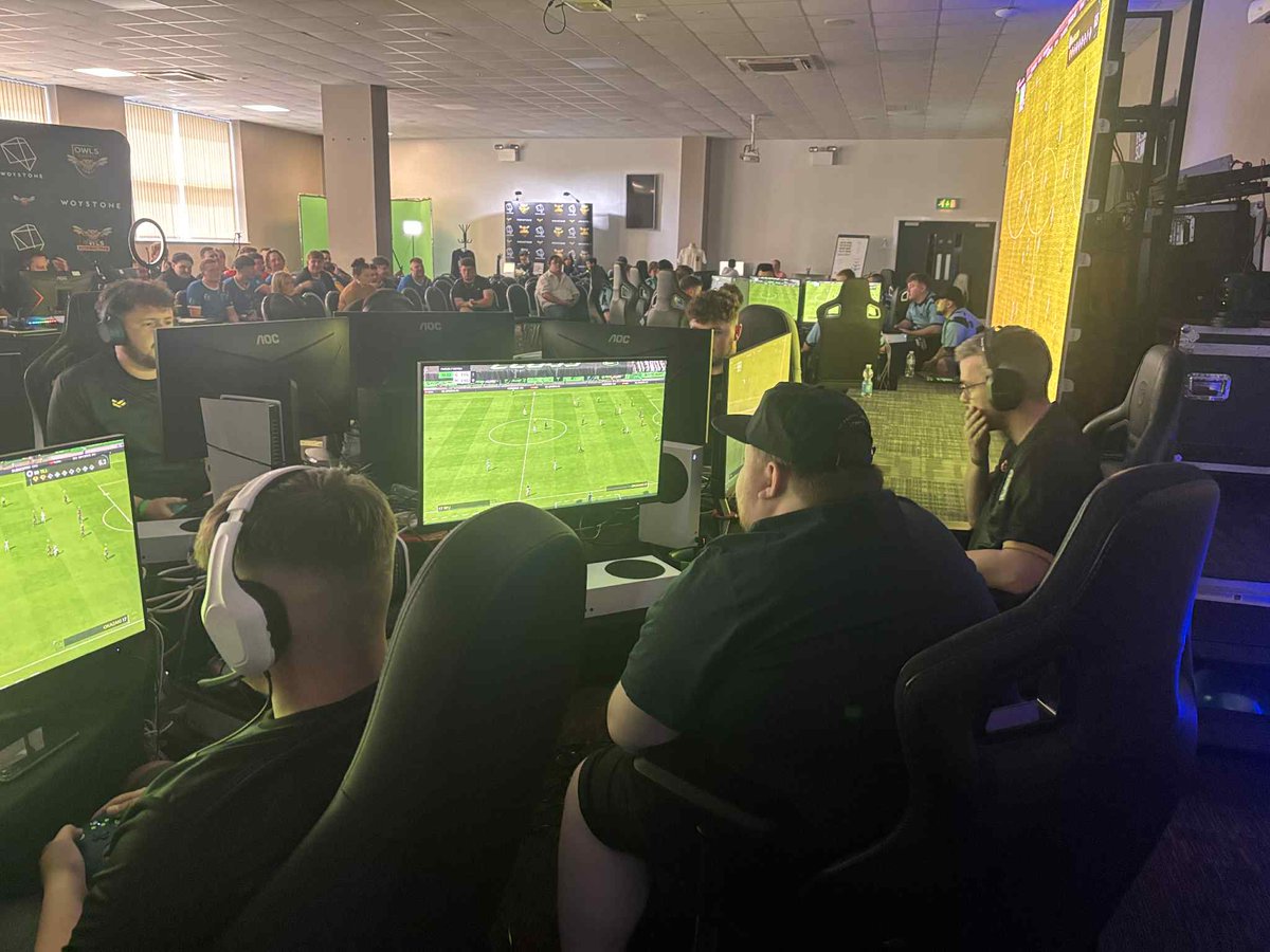 Virtual Pro Gaming (@officialvpg) on Twitter photo ⚽️ Game 8!
🏆 UK Pro Series 🇬🇧
<a href="/Unique_Esportsx/">Unique Esports</a> 1-2 <a href="/FcEvora/">F.C Évora</a>
3 points to Evora !
👤 <a href="/madsklattrup/">Mads Klattrup</a> 🇩🇰
👤 <a href="/MattaiusP/">Mattaius_P92</a> 🏴
👤 <a href="/HarrisonEmbery/">Harrison Embery</a> 🏴
👤 <a href="/VllVlC/">Jonas | Viivic🇧🇪</a> 🇧🇪
👤 <a href="/Vain_Goat/">Vain Goat</a> 🇫🇷
👤 <a href="/xBlasby9/">OwenB I 9</a> 🏴
👤 <a href="/YOU_ARE_LOST4/">Adam Rowbotham</a> 🏴
👤 <a href="/CreedTorres/">alexw8297</a> 🏴
👤 <a href="/TEJ__99/">TEJ</a> 🏴
👤 <a href="/cam_fosta/">CamFosta_</a> 🏴
📺 Live now ⚽️ Game 8!
🏆 UK Pro Series 🇬🇧
<a href="/Unique_Esportsx/">Unique Esports</a> 1-2 <a href="/FcEvora/">F.C Évora</a>
3 points to Evora !
👤 <a href="/madsklattrup/">Mads Klattrup</a> 🇩🇰
👤 <a href="/MattaiusP/">Mattaius_P92</a> 🏴
👤 <a href="/HarrisonEmbery/">Harrison Embery</a> 🏴
👤 <a href="/VllVlC/">Jonas | Viivic🇧🇪</a> 🇧🇪
👤 <a href="/Vain_Goat/">Vain Goat</a> 🇫🇷
👤 <a href="/xBlasby9/">OwenB I 9</a> 🏴
👤 <a href="/YOU_ARE_LOST4/">Adam Rowbotham</a> 🏴
👤 <a href="/CreedTorres/">alexw8297</a> 🏴
👤 <a href="/TEJ__99/">TEJ</a> 🏴
👤 <a href="/cam_fosta/">CamFosta_</a> 🏴
📺 Live now