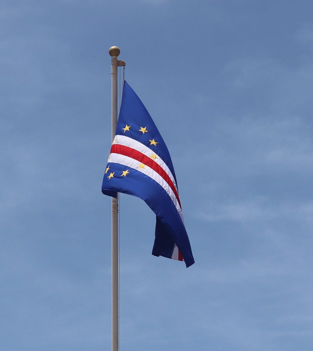 FAOCaboVerde's tweet photo. π Congratulations Cabo Verde π¨π»
July 5th #CVIndependenceDay - 50 years
#FAOCV50 #FAO80
#SDGs #Agenda2030 #4Betters #LNOB https://t.co/ECvwKMldKk
